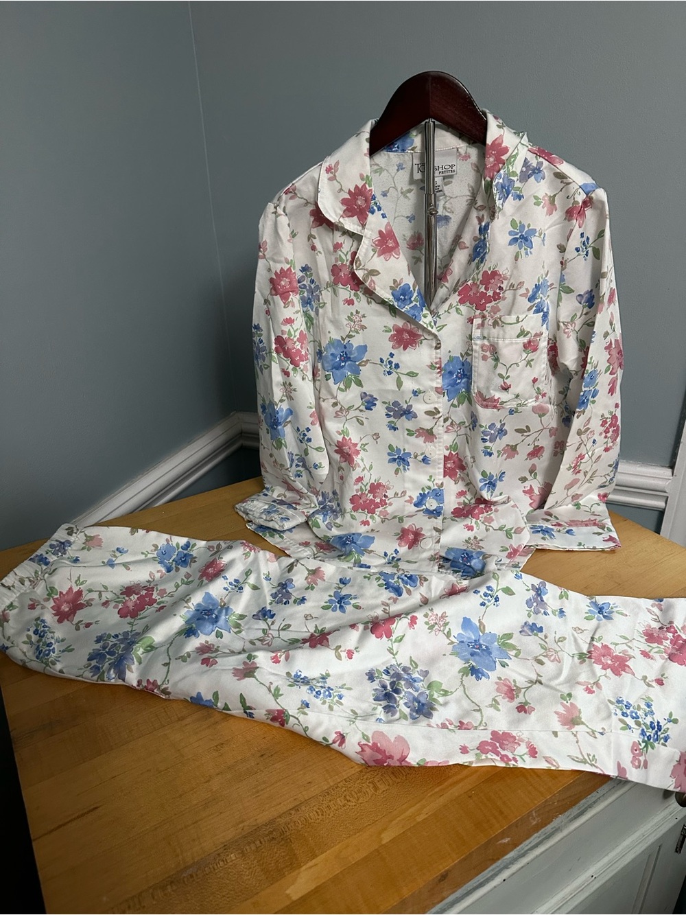 Floral Cotton petite Pajama Set - White with Pink & Blue Flowers